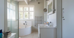 5 Bedroom Home Tinley Manor