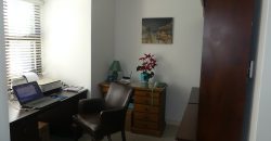 IMMACULATE 2 BEDROOM FREESTANDING HOUSE WITH SEA VIEWS.